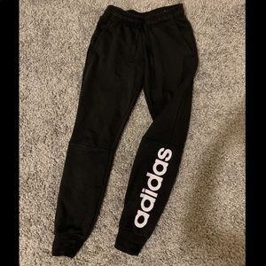 Black Adidas women’s sweatpants
